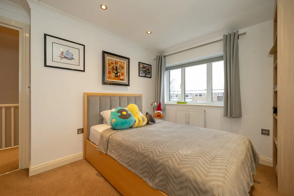 Park View Road, Ealing, W5