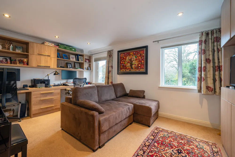 Park View Road, Ealing, W5