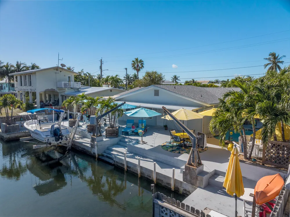 1657 Watson Blvd, Big Pine, FL 33043