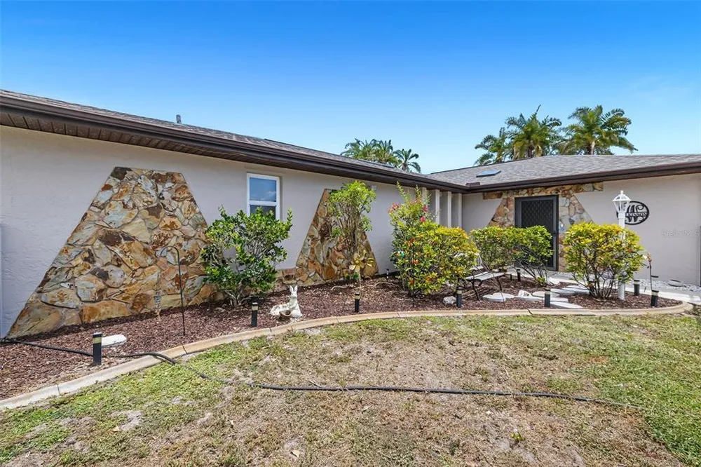 2132 Abscott St, Port Charlotte, FL 33952
