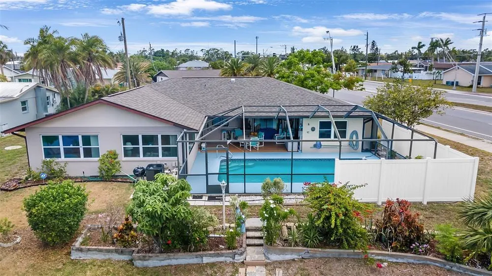 2132 Abscott St, Port Charlotte, FL 33952