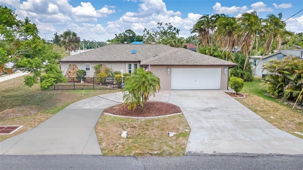 2132 Abscott St, Port Charlotte, FL 33952