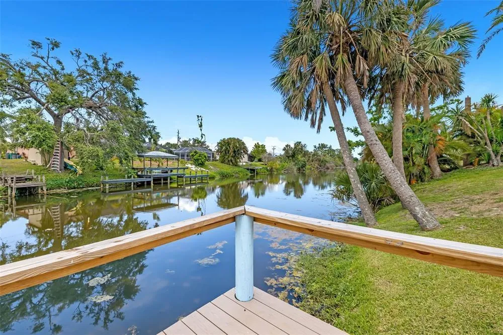2132 Abscott St, Port Charlotte, FL 33952