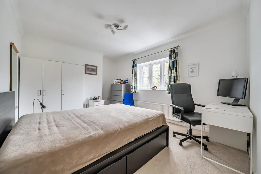North Hill Close, Winchester, SO22