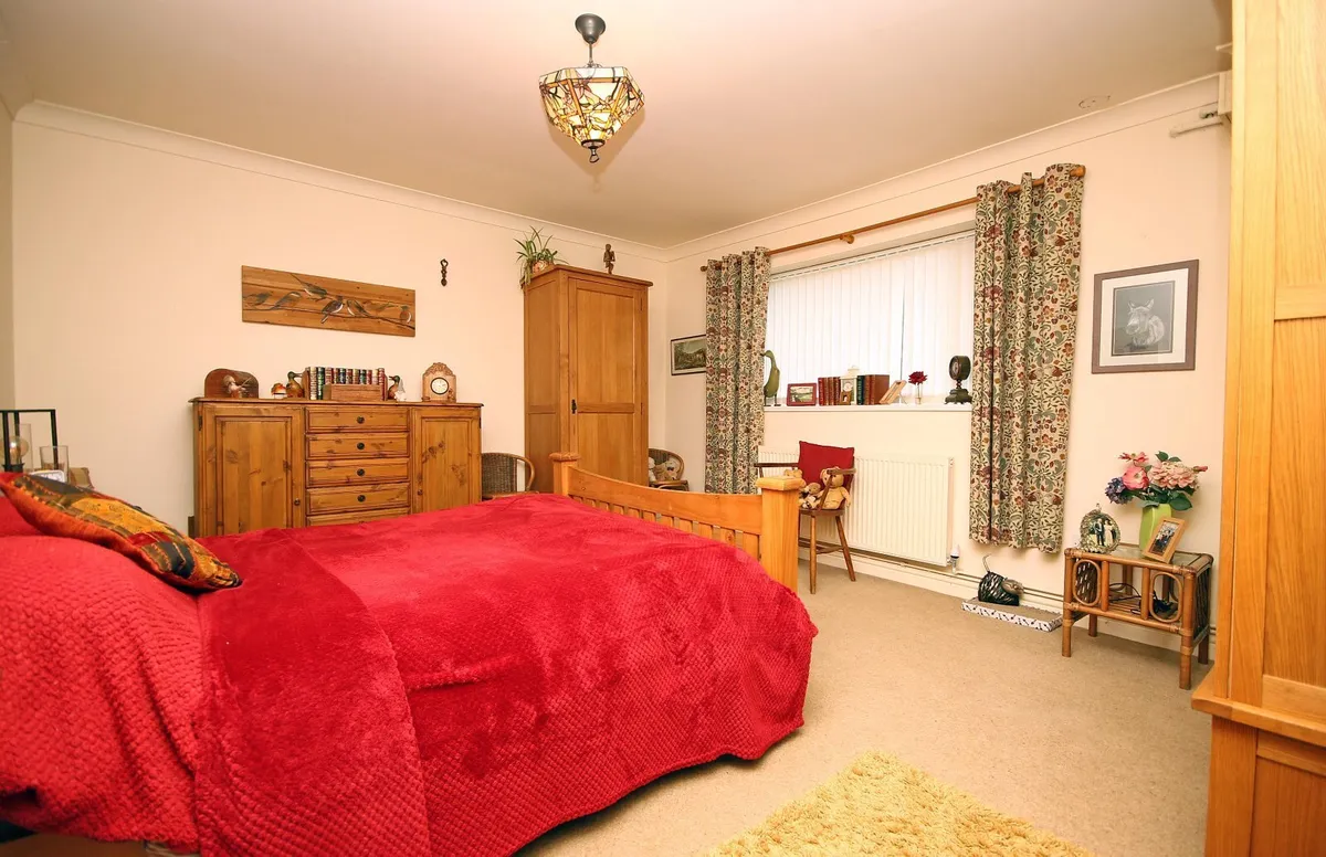 Upper Llandwrog, Caernarfon, Gwynedd, LL54