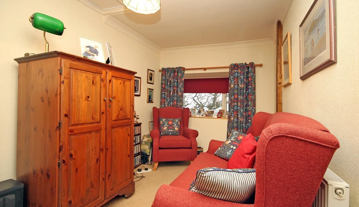 Upper Llandwrog, Caernarfon, Gwynedd, LL54