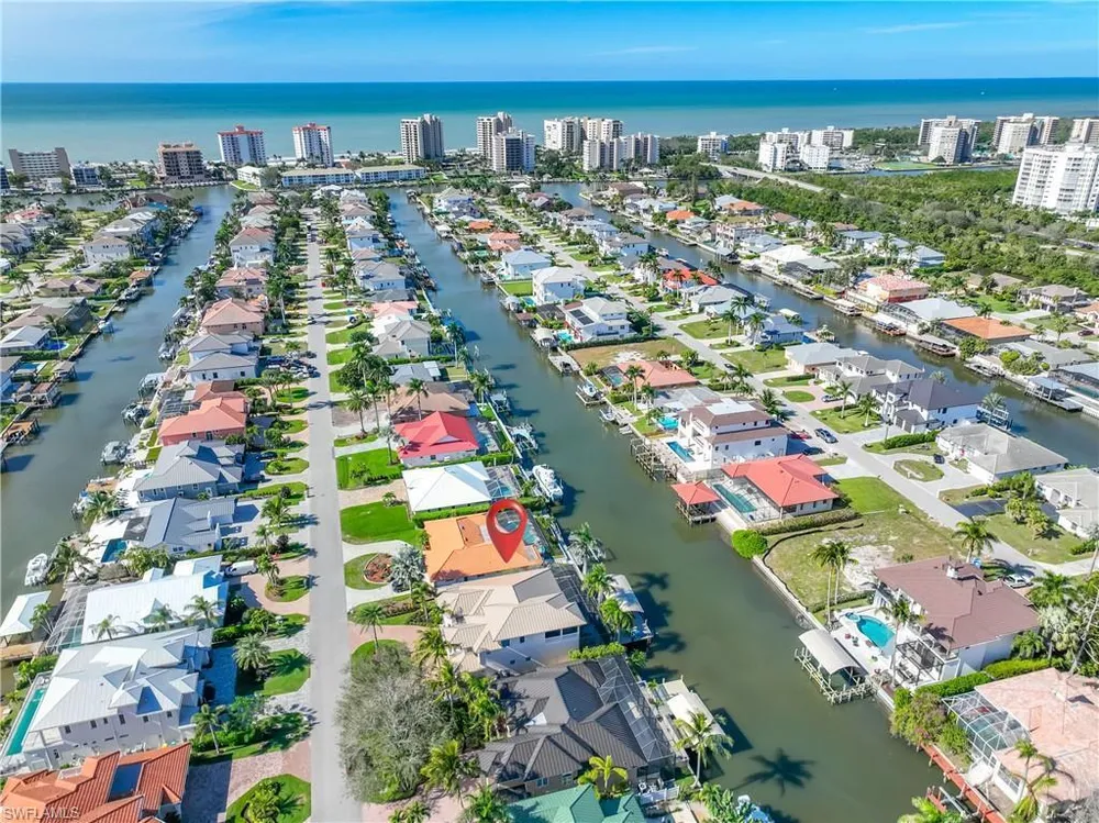 447 Egret Ave, Naples, FL 34108