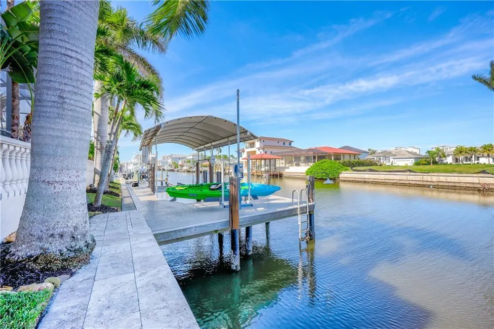 447 Egret Ave, Naples, FL 34108