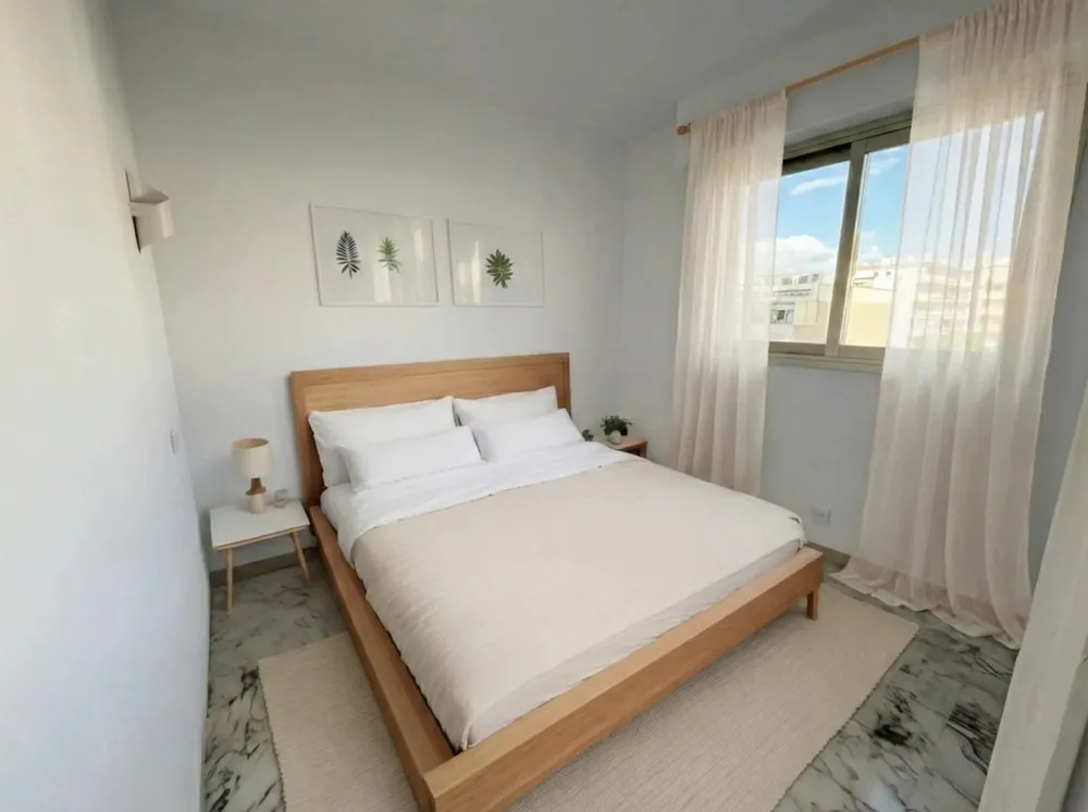 Antibes, 06600, France