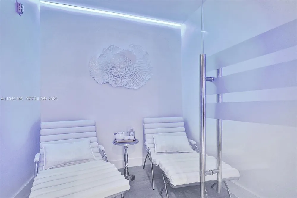 4779 Collins Ave, Miami Beach, FL 33140