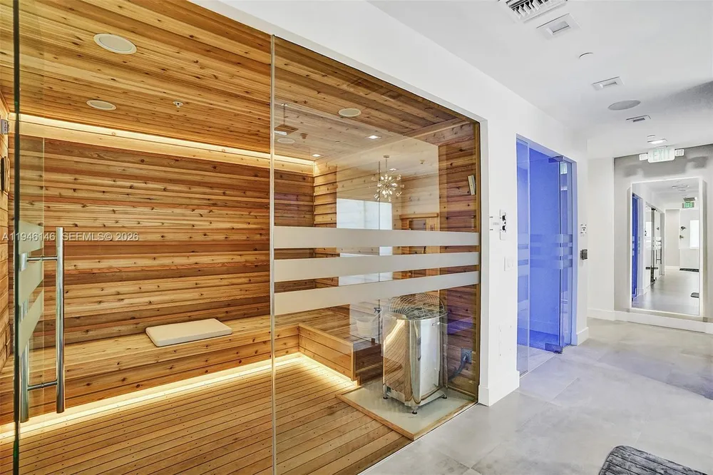 4779 Collins Ave, Miami Beach, FL 33140