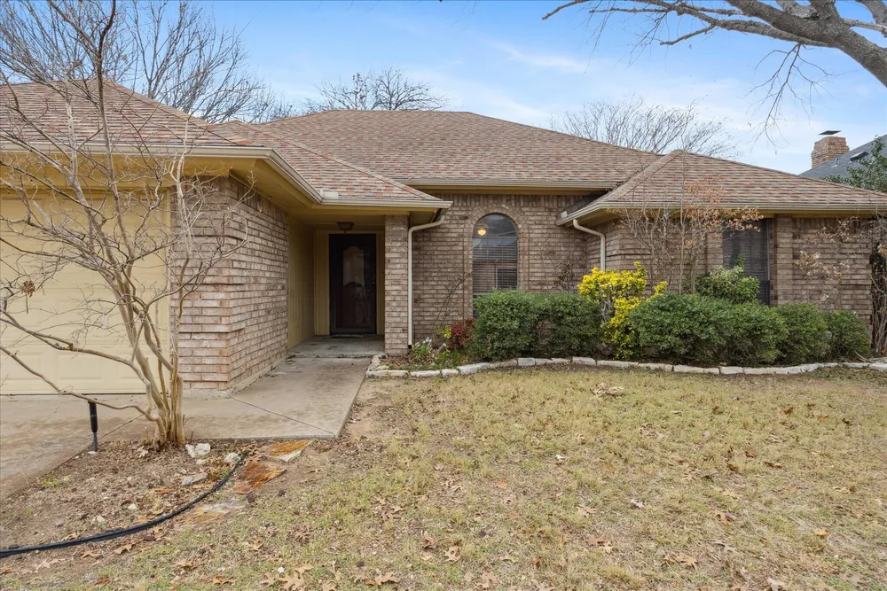 7824 Mahonia Dr, Fort Worth, TX 76133
