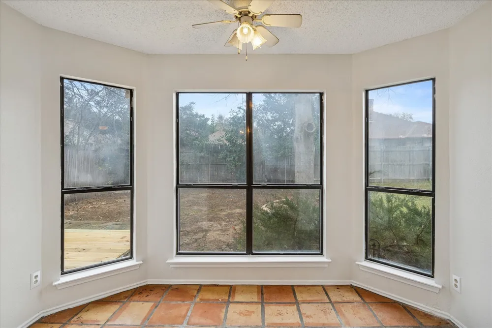7824 Mahonia Dr, Fort Worth, TX 76133