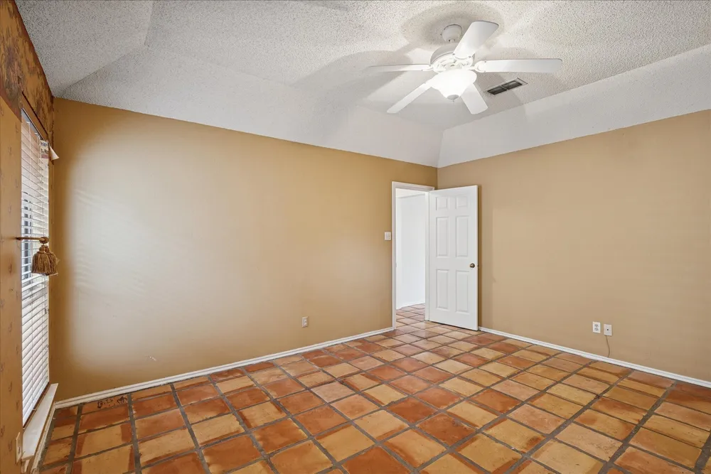 7824 Mahonia Dr, Fort Worth, TX 76133