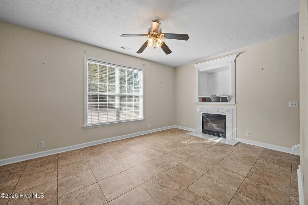 39 Hawick Dr, Shallotte, NC 28470