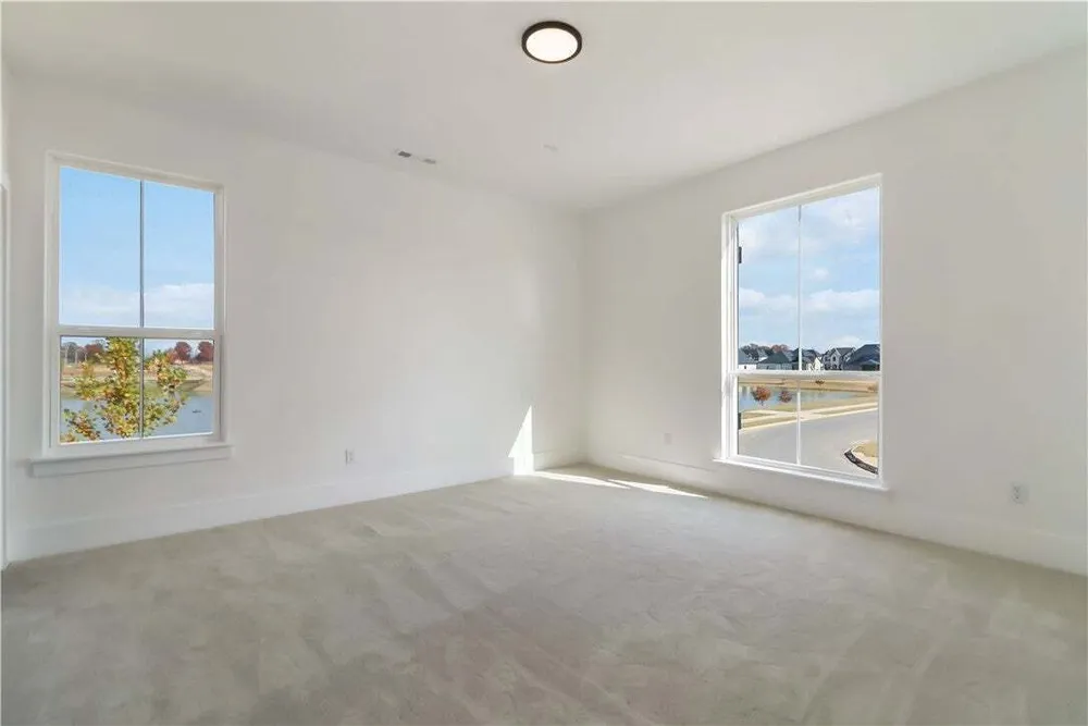 4300 S 87th Pl, Bentonville, AR 72713