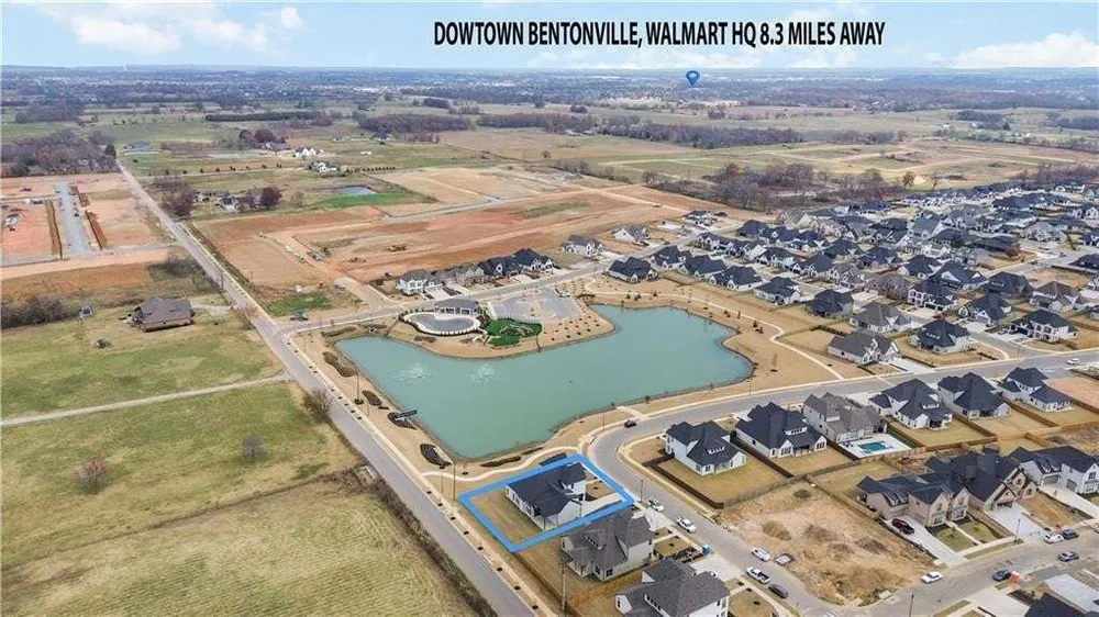 4300 S 87th Pl, Bentonville, AR 72713