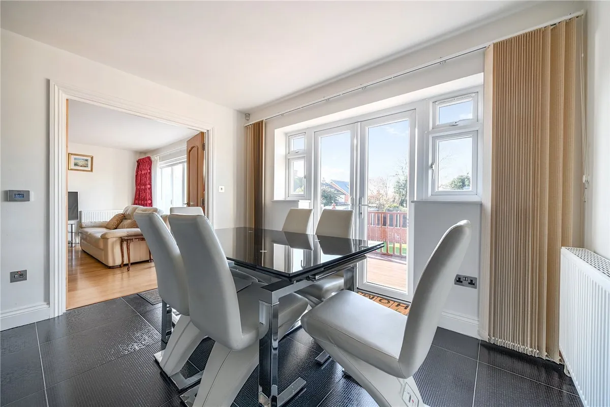 Park Road, New Barnet, EN4