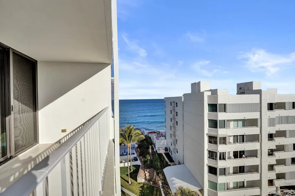 3590 S Ocean Blvd, Palm Beach, FL 33480
