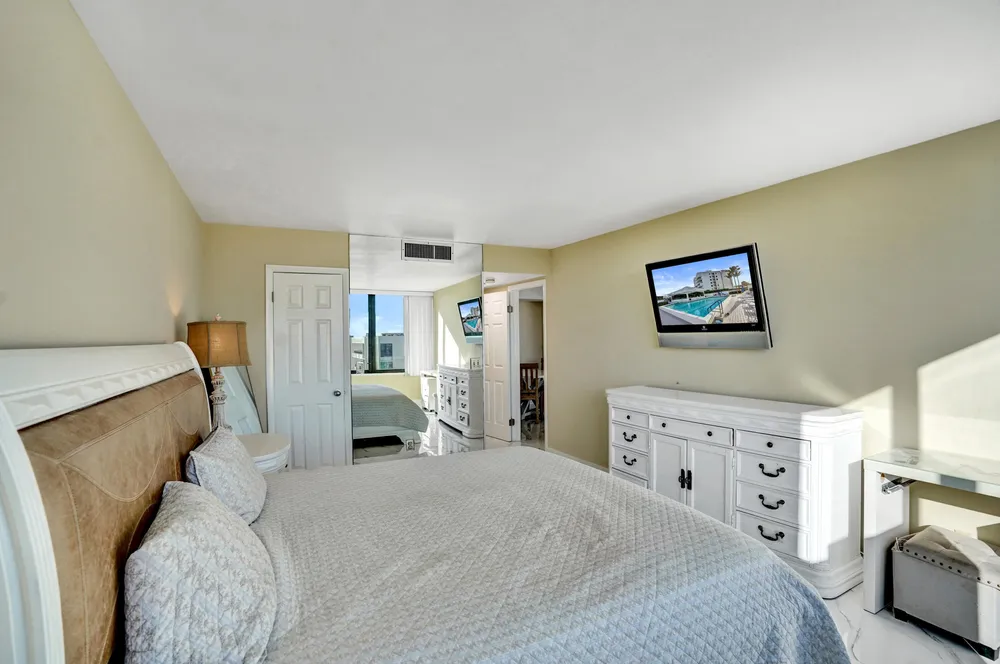 3590 S Ocean Blvd, Palm Beach, FL 33480