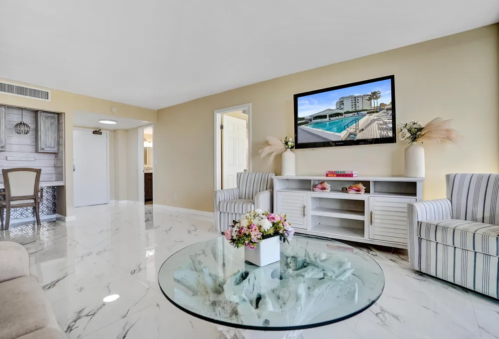 3590 S Ocean Blvd, Palm Beach, FL 33480