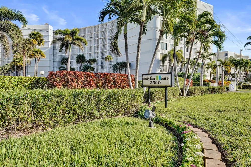 3590 S Ocean Blvd, Palm Beach, FL 33480