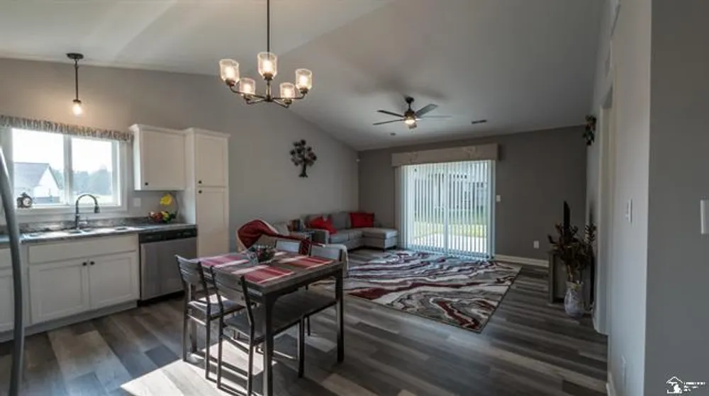 4105 Rosalia Ln, Monroe, MI 48161