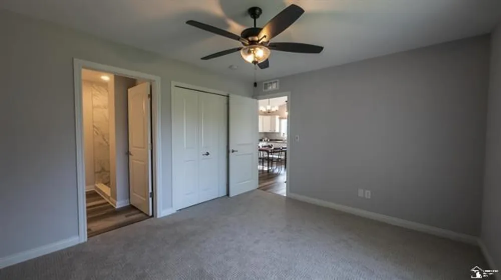 4105 Rosalia Ln, Monroe, MI 48161