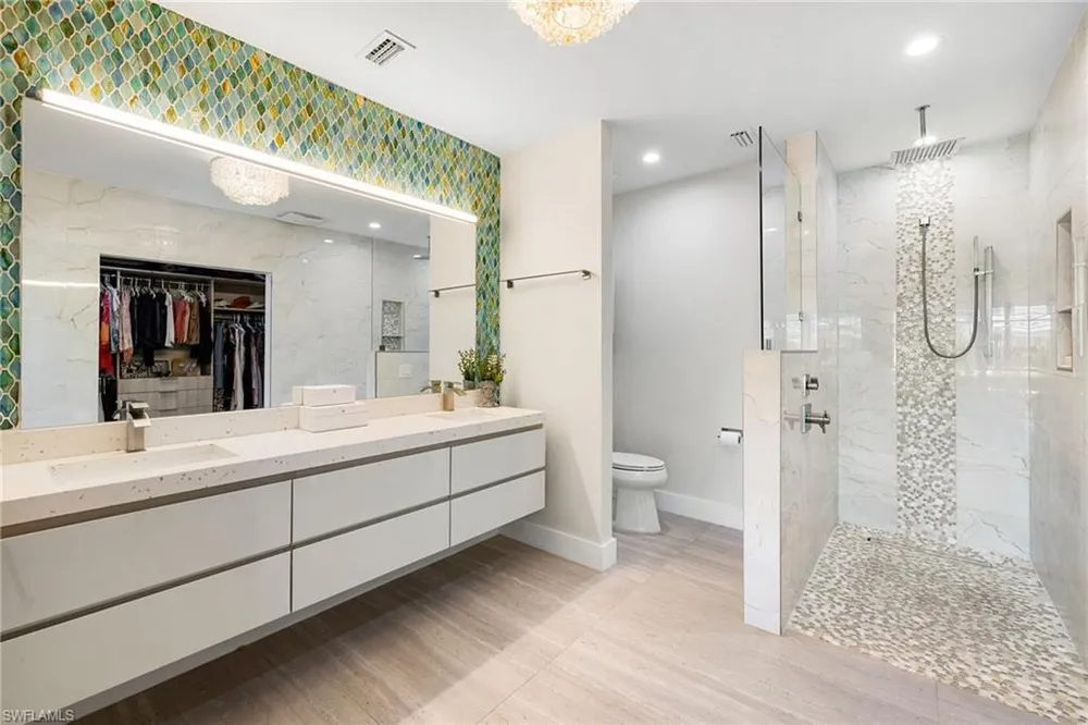 1820 Holiday Ln, Naples, FL 34104