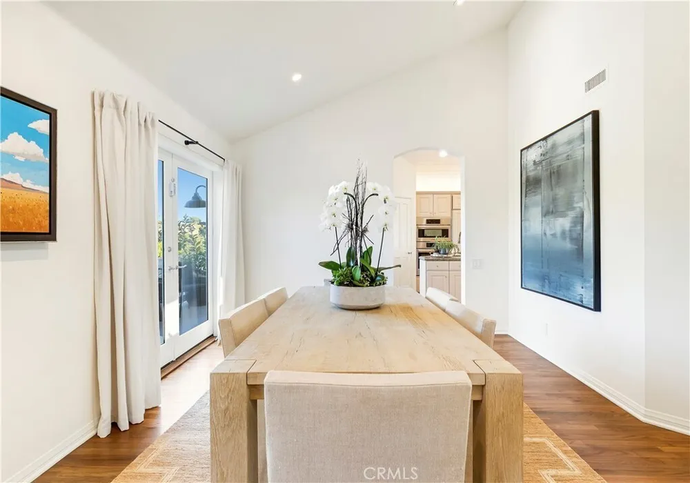 520 Kings Rd, Newport Beach, CA 92663