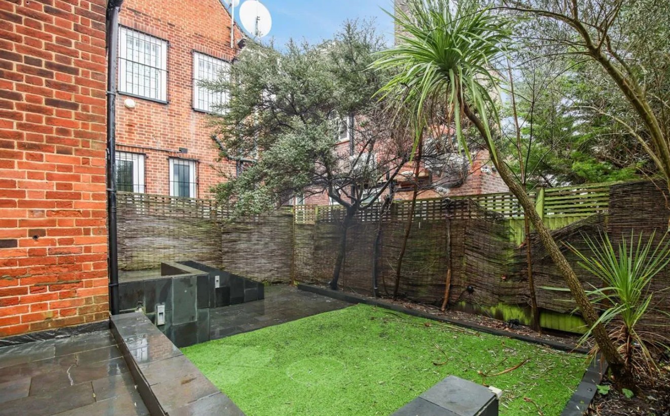 Six-Bedroom Period Residence on Hamilton Terrace, St Johns Wood Image 20