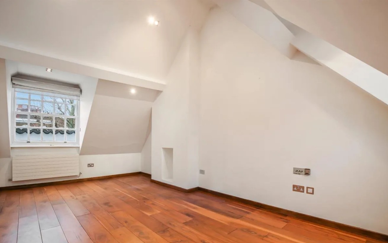 Six-Bedroom Period Residence on Hamilton Terrace, St Johns Wood Image 13