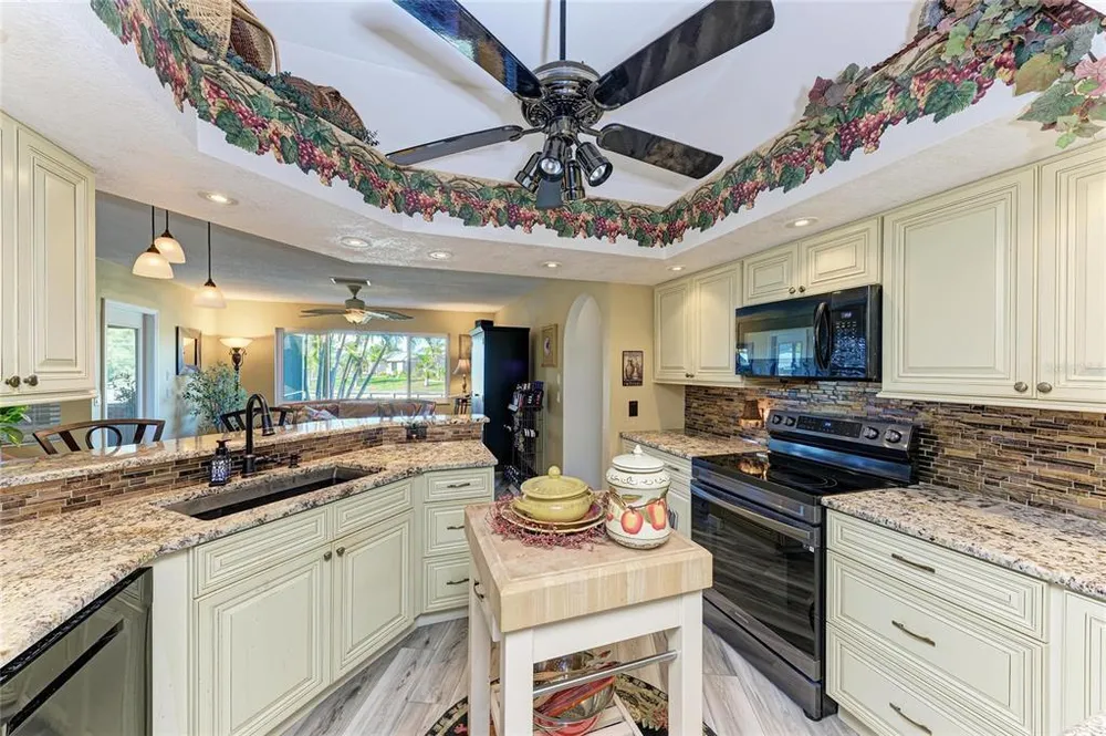 14968 Lyneburg Ave, Port Charlotte, FL 33981