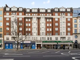 Kensington High Street, London thumb 3