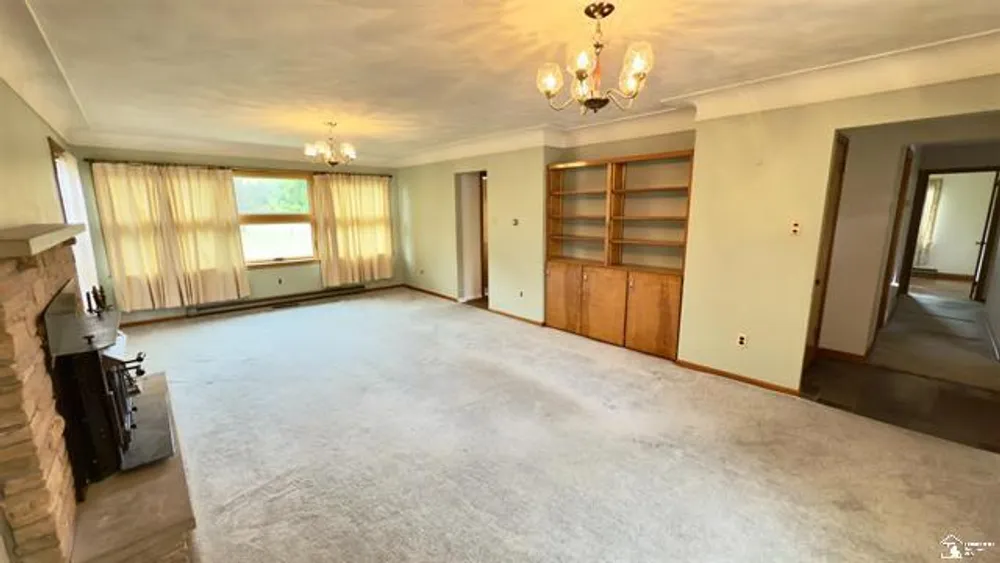 1220 N Raisinville Rd, Monroe, MI 48162