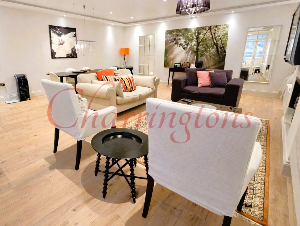 Spacious Three-Bedroom Flat on Linden Gardens W2 Image 11