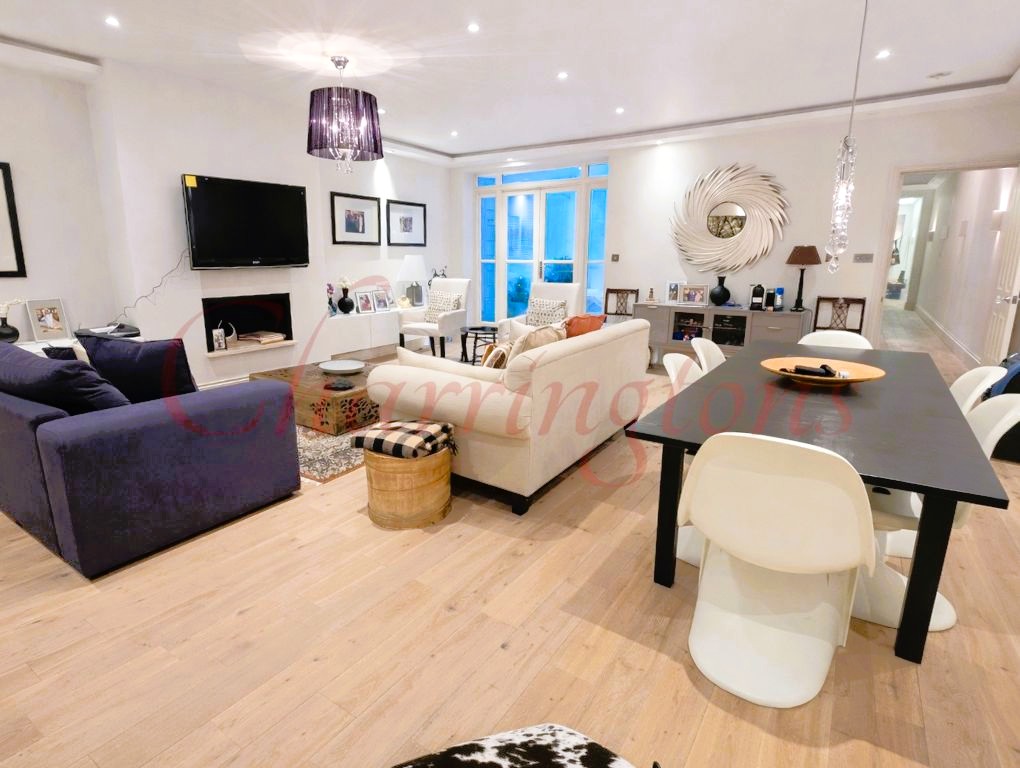 Spacious Three-Bedroom Flat on Linden Gardens W2 Image 12
