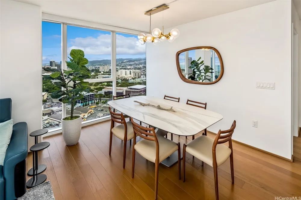 888 Kapiolani Blvd, Honolulu, HI 96813