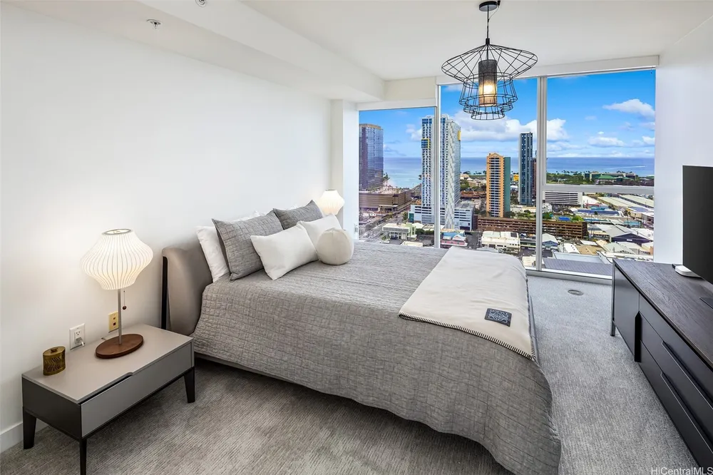 888 Kapiolani Blvd, Honolulu, HI 96813