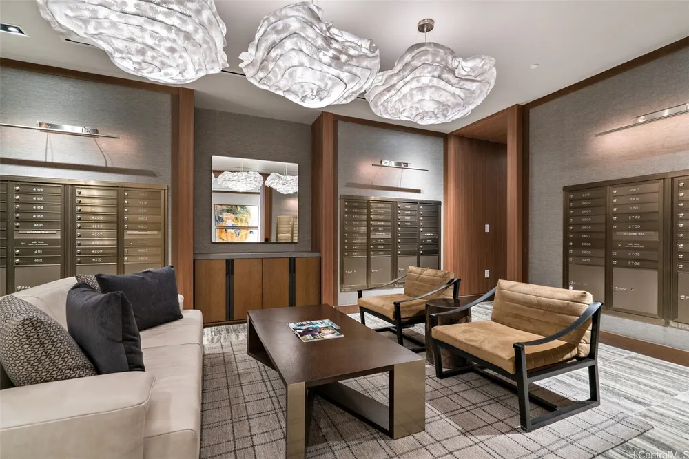 888 Kapiolani Blvd, Honolulu, HI 96813