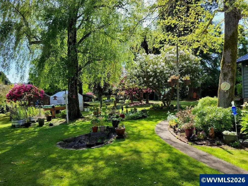 2032 SE Garden Way, Waldport, OR 97394