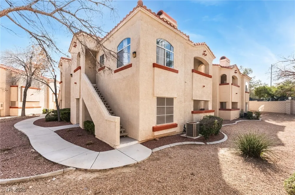 8432 Running Deer Ave, Las Vegas, NV 89145