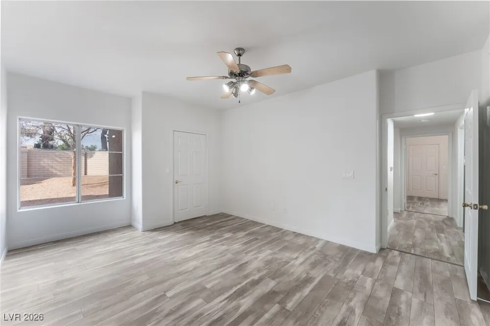 8432 Running Deer Ave, Las Vegas, NV 89145