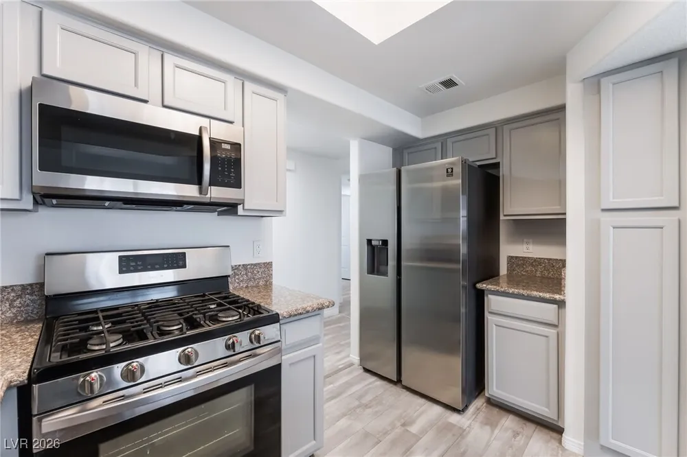 8432 Running Deer Ave, Las Vegas, NV 89145