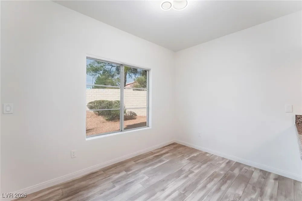 8432 Running Deer Ave, Las Vegas, NV 89145