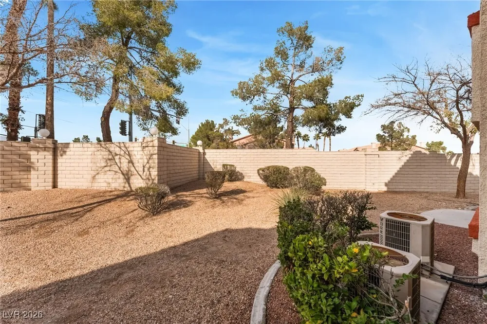 8432 Running Deer Ave, Las Vegas, NV 89145