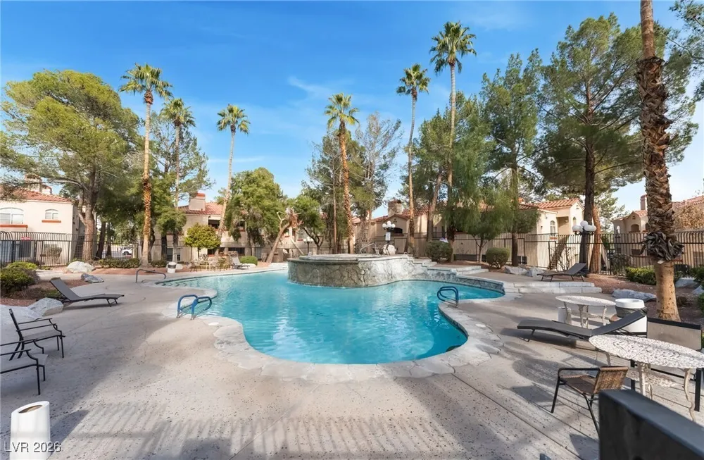 8432 Running Deer Ave, Las Vegas, NV 89145