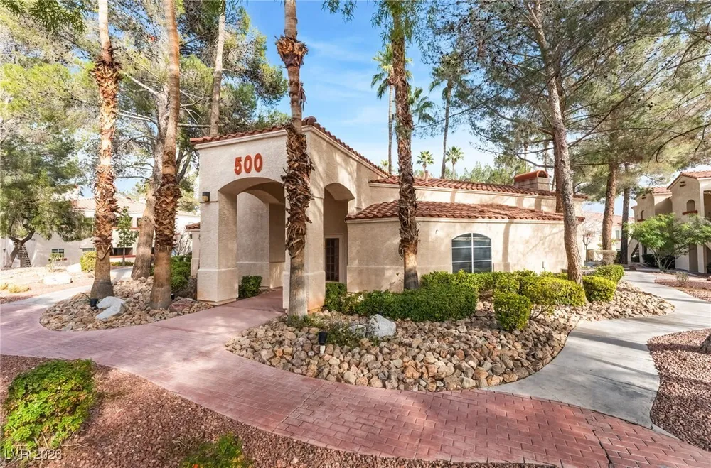 8432 Running Deer Ave, Las Vegas, NV 89145