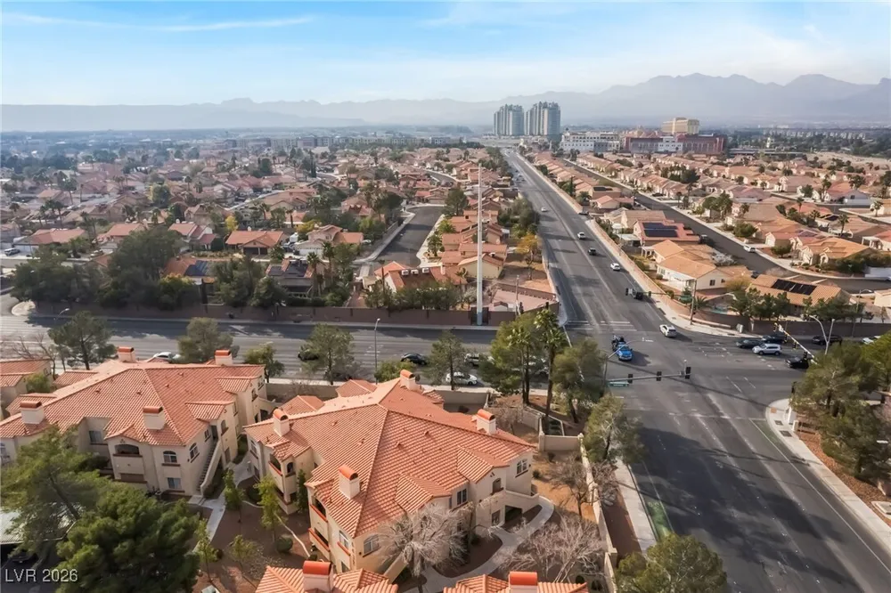 8432 Running Deer Ave, Las Vegas, NV 89145