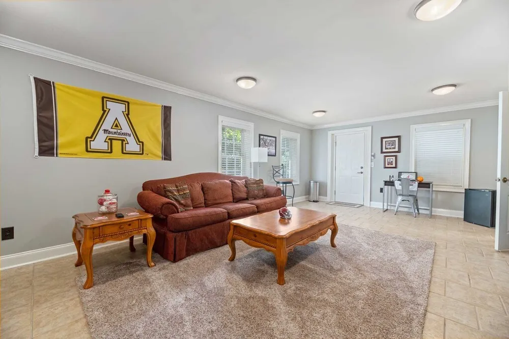 306 Cascade Rd, Columbus, GA 31904-2808